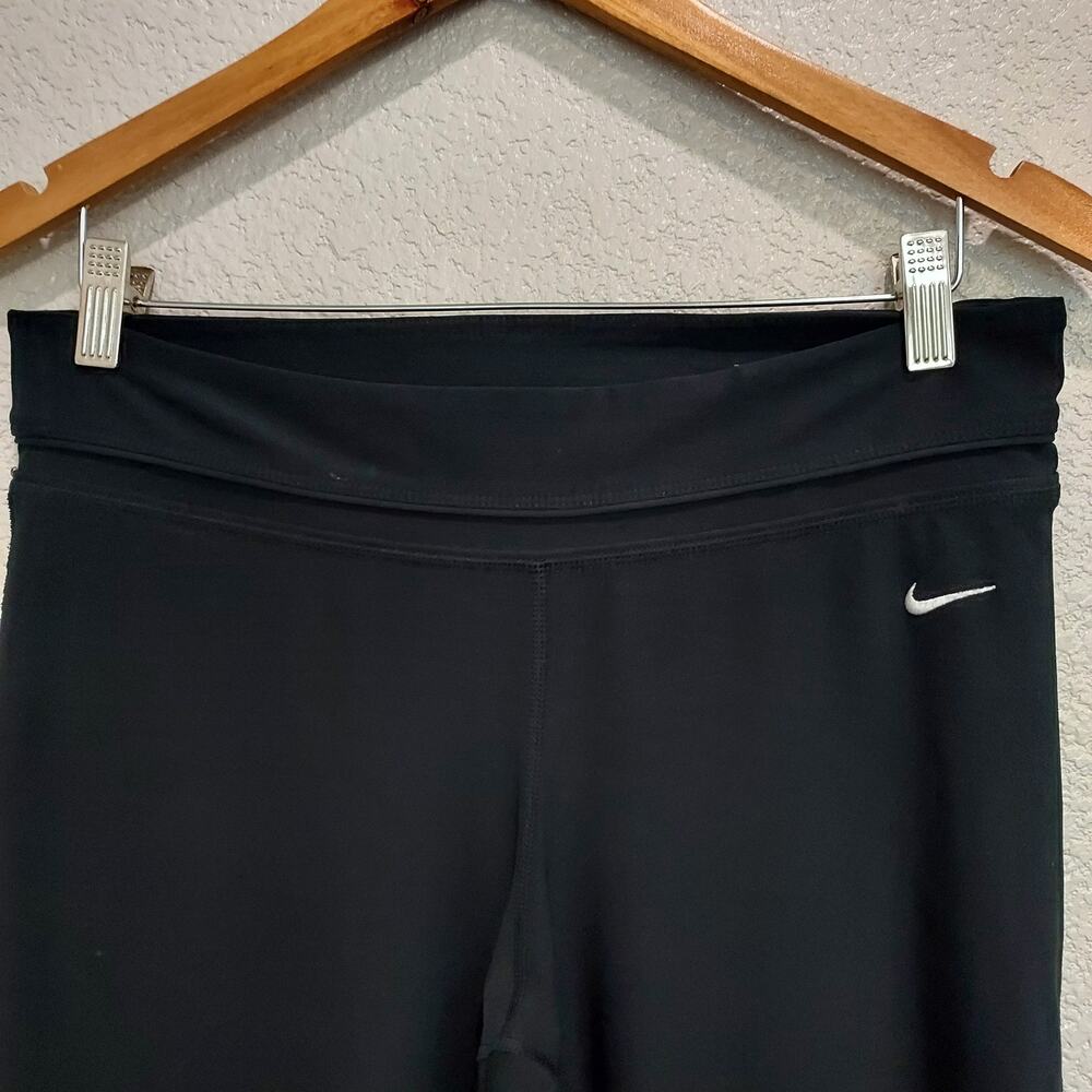 Nike Dri-Fit Black Capri Athletic Leggings Size M - Picture 4 of 11